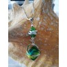 Pendentif perle de murano  verte et or